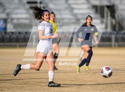 Thumbnail 2 in Lincoln vs Oak Ridge (CIF SJS D1 Championship) photogallery.