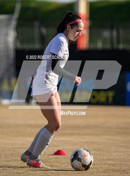 Thumbnail 2 in Lincoln vs Oak Ridge (CIF SJS D1 Championship) photogallery.