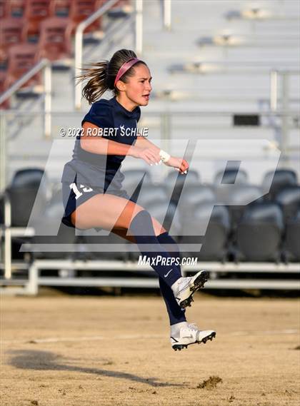 Thumbnail 2 in Lincoln vs Oak Ridge (CIF SJS D1 Championship) photogallery.