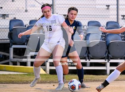 Thumbnail 2 in Lincoln vs Oak Ridge (CIF SJS D1 Championship) photogallery.
