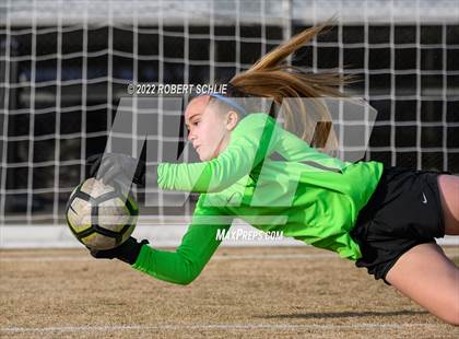 Thumbnail 2 in Lincoln vs Oak Ridge (CIF SJS D1 Championship) photogallery.