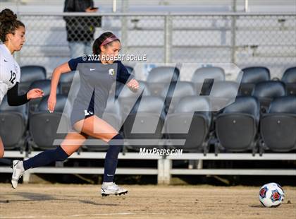 Thumbnail 2 in Lincoln vs Oak Ridge (CIF SJS D1 Championship) photogallery.