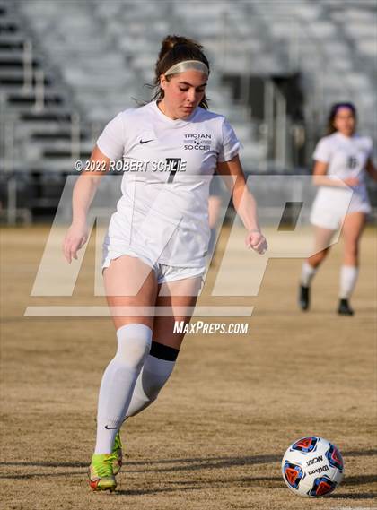 Thumbnail 2 in Lincoln vs Oak Ridge (CIF SJS D1 Championship) photogallery.