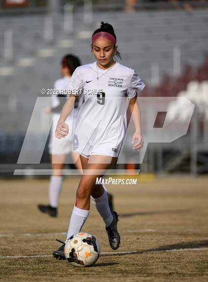 Thumbnail 3 in Lincoln vs Oak Ridge (CIF SJS D1 Championship) photogallery.