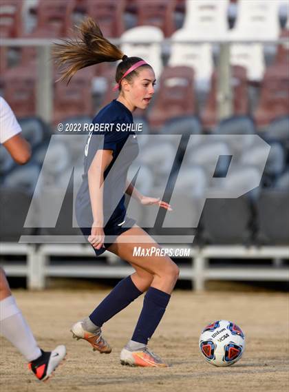 Thumbnail 2 in Lincoln vs Oak Ridge (CIF SJS D1 Championship) photogallery.