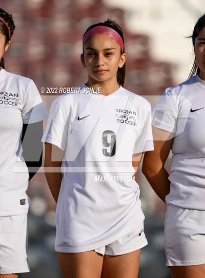 Thumbnail 3 in Lincoln vs Oak Ridge (CIF SJS D1 Championship) photogallery.