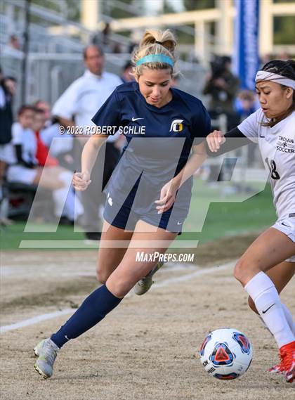 Thumbnail 3 in Lincoln vs Oak Ridge (CIF SJS D1 Championship) photogallery.