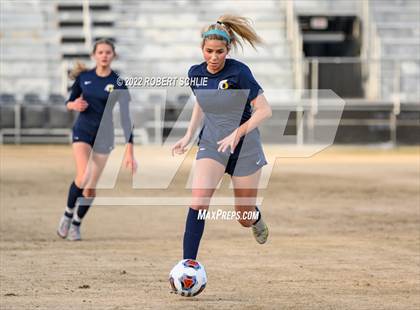 Thumbnail 2 in Lincoln vs Oak Ridge (CIF SJS D1 Championship) photogallery.