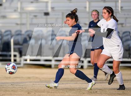 Thumbnail 2 in Lincoln vs Oak Ridge (CIF SJS D1 Championship) photogallery.