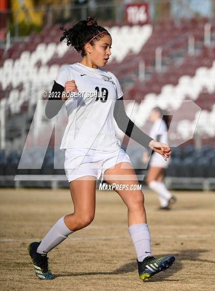 Thumbnail 3 in Lincoln vs Oak Ridge (CIF SJS D1 Championship) photogallery.