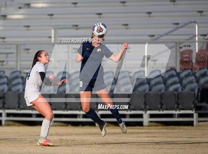 Thumbnail 3 in Lincoln vs Oak Ridge (CIF SJS D1 Championship) photogallery.