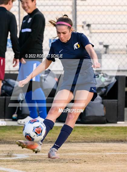 Thumbnail 2 in Lincoln vs Oak Ridge (CIF SJS D1 Championship) photogallery.