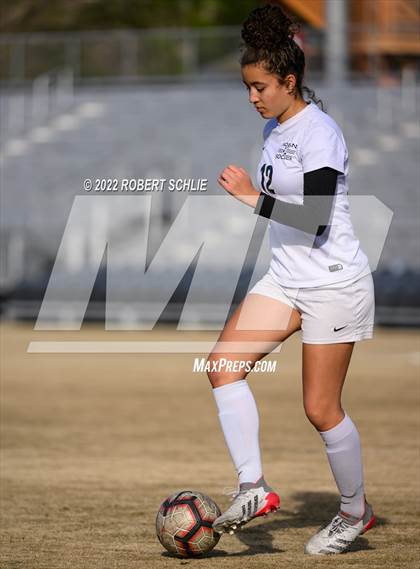 Thumbnail 2 in Lincoln vs Oak Ridge (CIF SJS D1 Championship) photogallery.