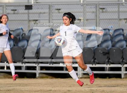 Thumbnail 3 in Lincoln vs Oak Ridge (CIF SJS D1 Championship) photogallery.