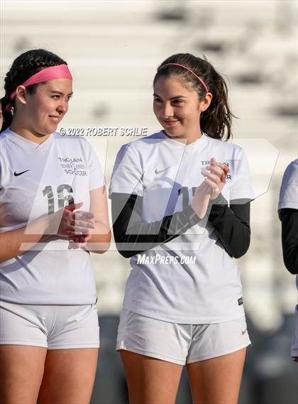 Thumbnail 2 in Lincoln vs Oak Ridge (CIF SJS D1 Championship) photogallery.