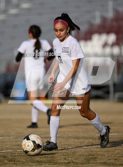 Thumbnail 2 in Lincoln vs Oak Ridge (CIF SJS D1 Championship) photogallery.