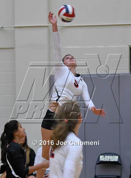 Thumbnail 2 in Brandeis vs Churchill (NEISD Invitational) photogallery.