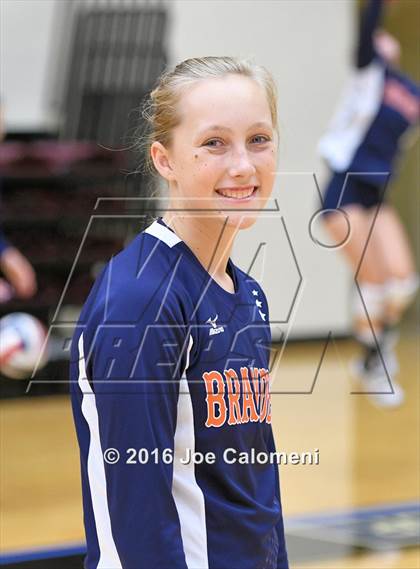 Thumbnail 3 in Brandeis vs Churchill (NEISD Invitational) photogallery.