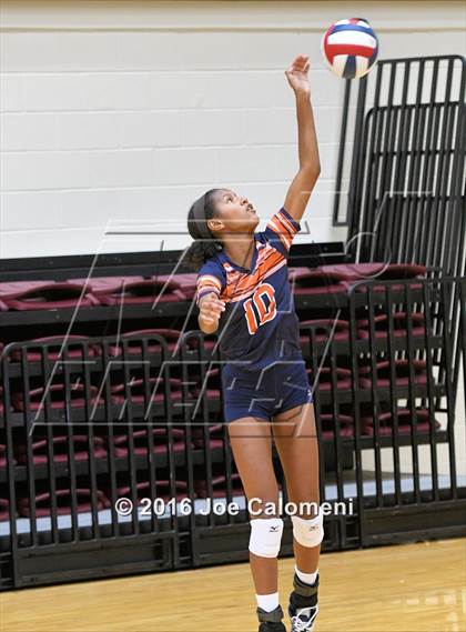 Thumbnail 1 in Brandeis vs Churchill (NEISD Invitational) photogallery.