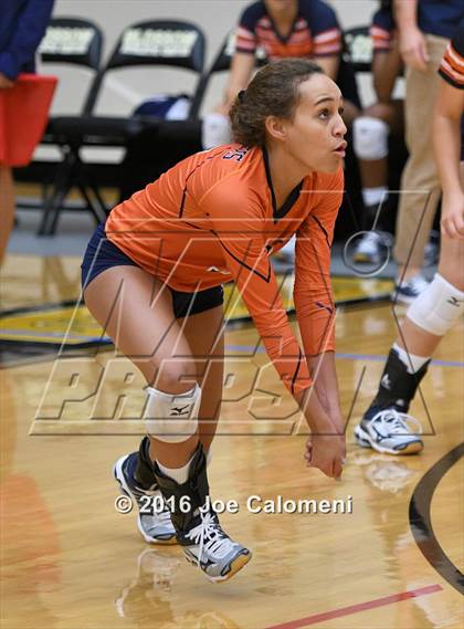 Thumbnail 2 in Brandeis vs Churchill (NEISD Invitational) photogallery.