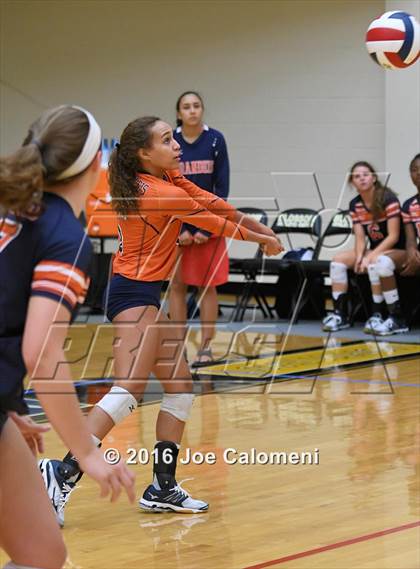 Thumbnail 3 in Brandeis vs Churchill (NEISD Invitational) photogallery.