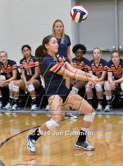 Thumbnail 3 in Brandeis vs Churchill (NEISD Invitational) photogallery.