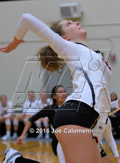 Thumbnail 3 in Brandeis vs Churchill (NEISD Invitational) photogallery.