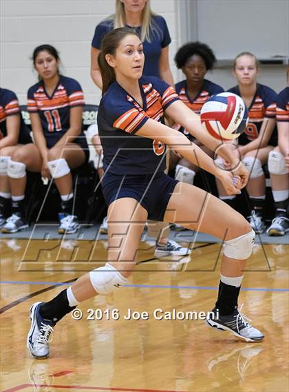 Thumbnail 2 in Brandeis vs Churchill (NEISD Invitational) photogallery.