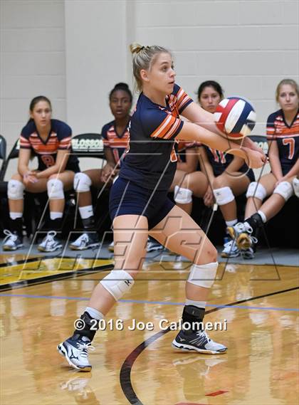 Thumbnail 3 in Brandeis vs Churchill (NEISD Invitational) photogallery.