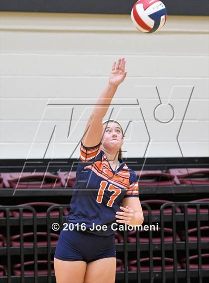 Thumbnail 2 in Brandeis vs Churchill (NEISD Invitational) photogallery.