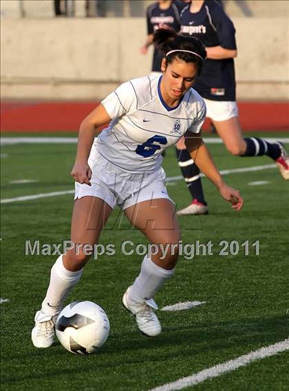Thumbnail 1 in San Dimas vs. St. Margaret's (CIF SS D6 Final) photogallery.