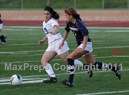 Thumbnail 3 in San Dimas vs. St. Margaret's (CIF SS D6 Final) photogallery.