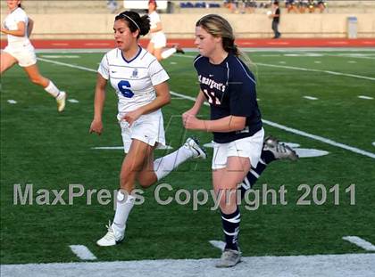 Thumbnail 3 in San Dimas vs. St. Margaret's (CIF SS D6 Final) photogallery.