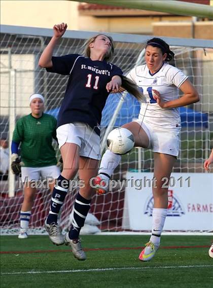 Thumbnail 2 in San Dimas vs. St. Margaret's (CIF SS D6 Final) photogallery.