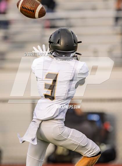 Thumbnail 3 in Mount Juliet @ Green Hill (Freshman) photogallery.