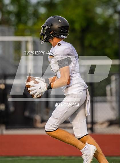 Thumbnail 3 in Mount Juliet @ Green Hill (Freshman) photogallery.