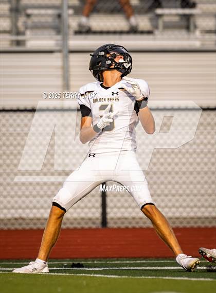 Thumbnail 3 in Mount Juliet @ Green Hill (Freshman) photogallery.