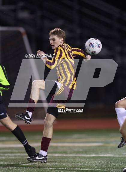 Thumbnail 2 in Las Lomas vs. Maria Carrillo (CIF NCS D2 Final) photogallery.