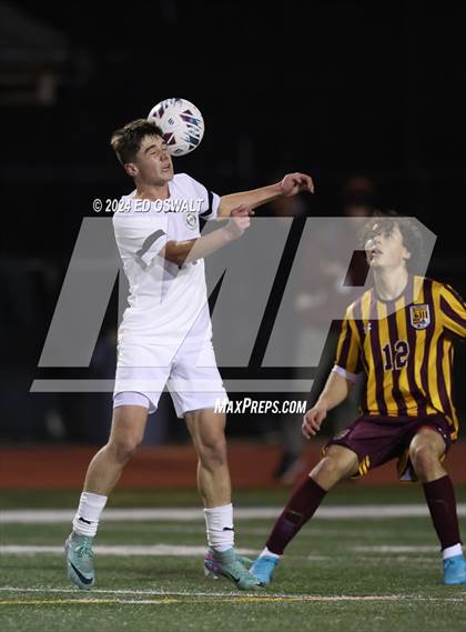 Thumbnail 3 in Las Lomas vs. Maria Carrillo (CIF NCS D2 Final) photogallery.