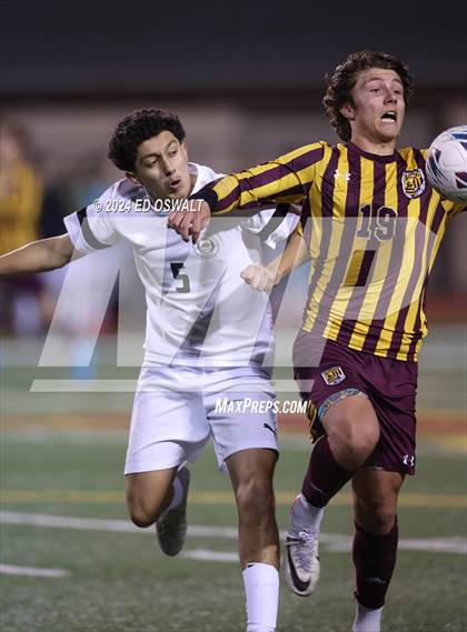 Thumbnail 1 in Las Lomas vs. Maria Carrillo (CIF NCS D2 Final) photogallery.