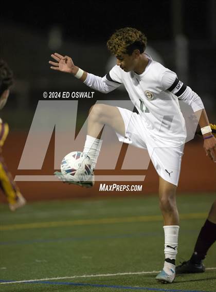 Thumbnail 3 in Las Lomas vs. Maria Carrillo (CIF NCS D2 Final) photogallery.