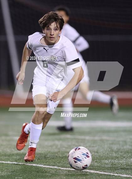 Thumbnail 2 in Las Lomas vs. Maria Carrillo (CIF NCS D2 Final) photogallery.