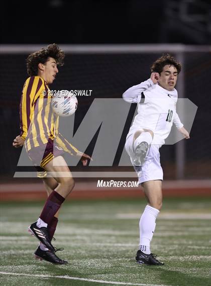 Thumbnail 3 in Las Lomas vs. Maria Carrillo (CIF NCS D2 Final) photogallery.
