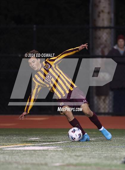 Thumbnail 3 in Las Lomas vs. Maria Carrillo (CIF NCS D2 Final) photogallery.