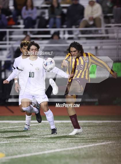 Thumbnail 1 in Las Lomas vs. Maria Carrillo (CIF NCS D2 Final) photogallery.
