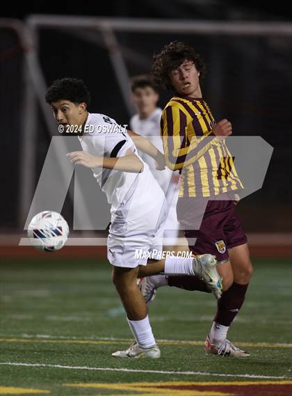 Thumbnail 2 in Las Lomas vs. Maria Carrillo (CIF NCS D2 Final) photogallery.