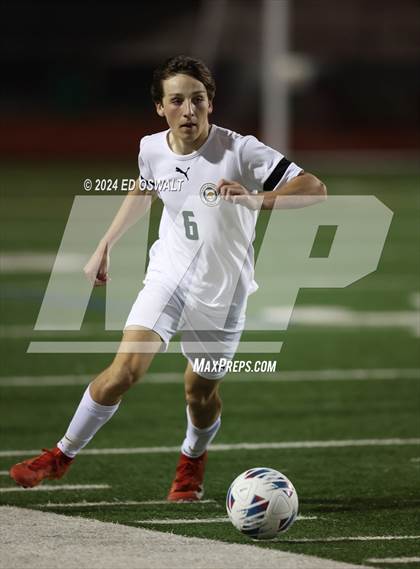 Thumbnail 1 in Las Lomas vs. Maria Carrillo (CIF NCS D2 Final) photogallery.