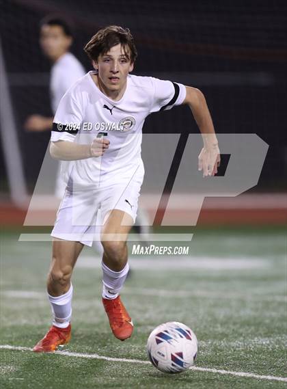 Thumbnail 3 in Las Lomas vs. Maria Carrillo (CIF NCS D2 Final) photogallery.