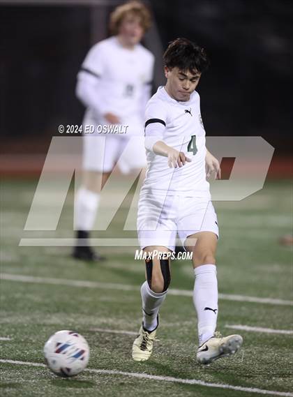 Thumbnail 3 in Las Lomas vs. Maria Carrillo (CIF NCS D2 Final) photogallery.
