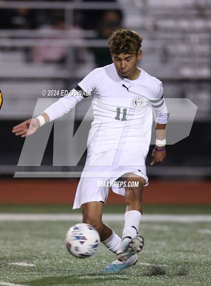 Thumbnail 3 in Las Lomas vs. Maria Carrillo (CIF NCS D2 Final) photogallery.
